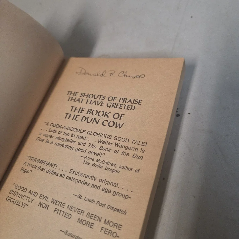 The Book of the Dun Cow Walter Wangerin Jr 1979 1st Pocket Books Print Fantasy